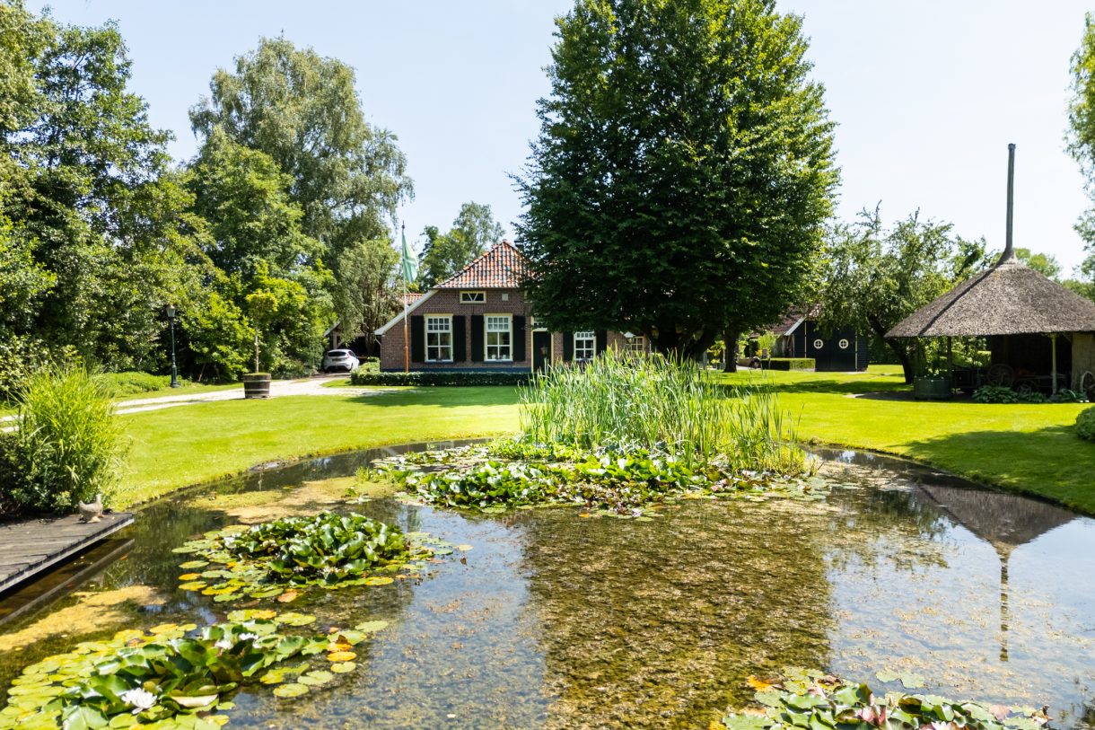 Te koop: Foto Woonhuis aan de Apenhorsterweg 2 in De Heurne