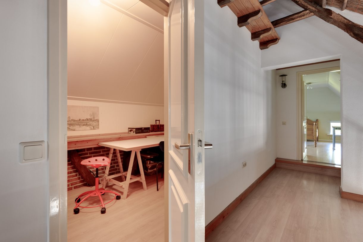 Te koop: Foto Woonhuis aan de Apenhorsterweg 2 in De Heurne