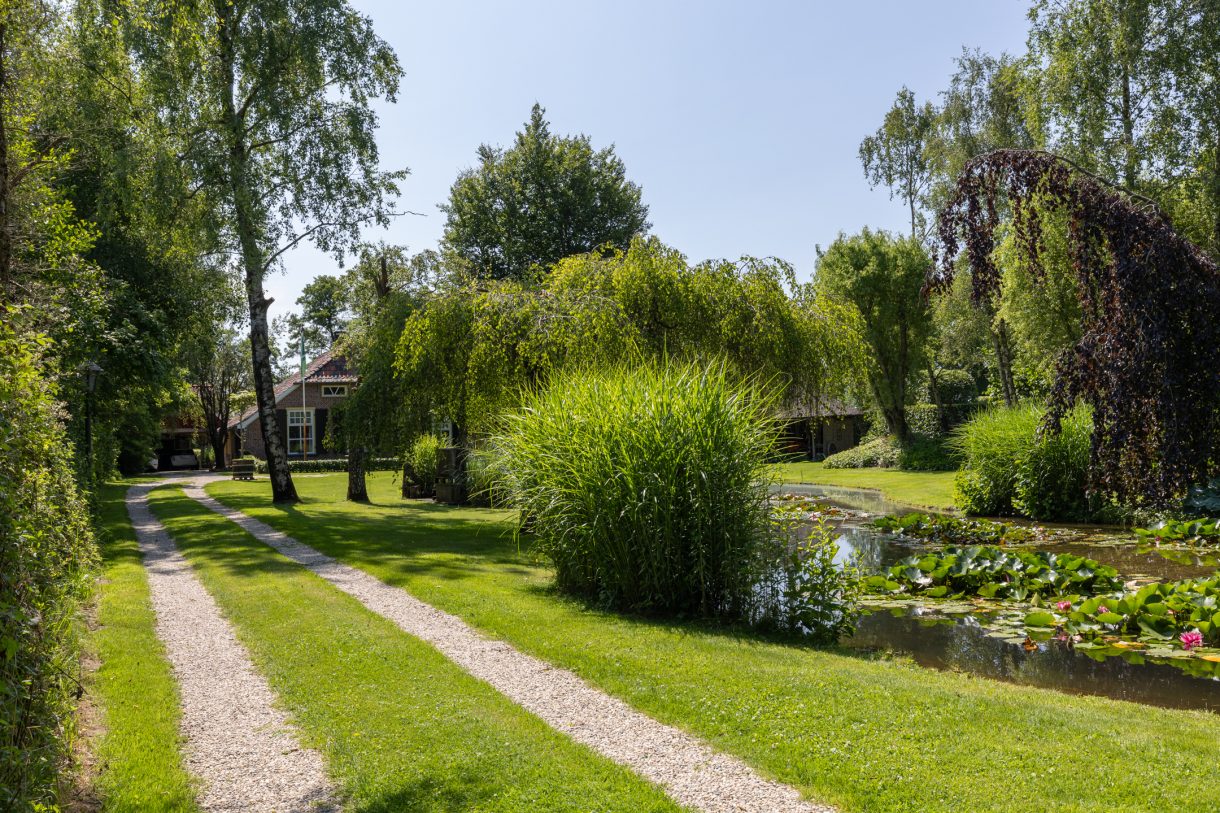 Te koop: Foto Woonhuis aan de Apenhorsterweg 2 in De Heurne