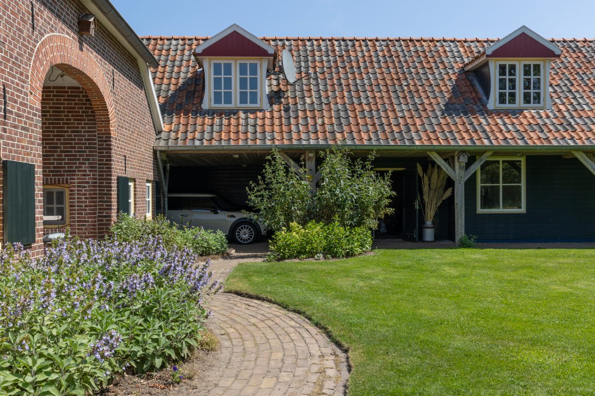 Te koop: Foto Woonhuis aan de Apenhorsterweg 2 in De Heurne