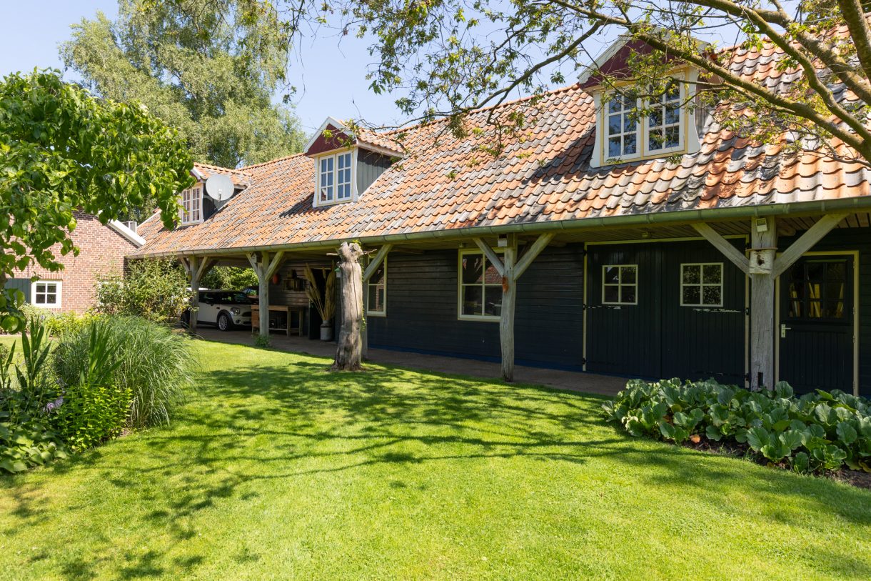 Te koop: Foto Woonhuis aan de Apenhorsterweg 2 in De Heurne