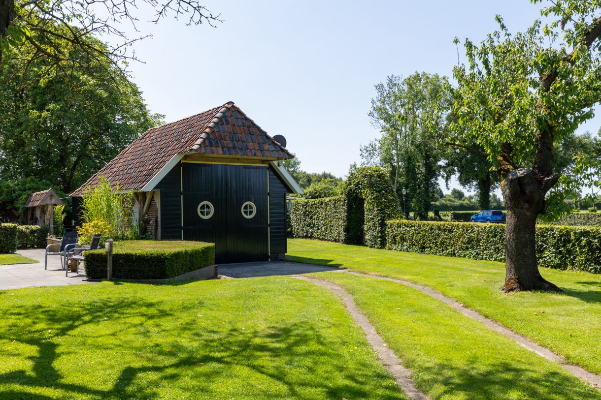 Te koop: Foto Woonhuis aan de Apenhorsterweg 2 in De Heurne