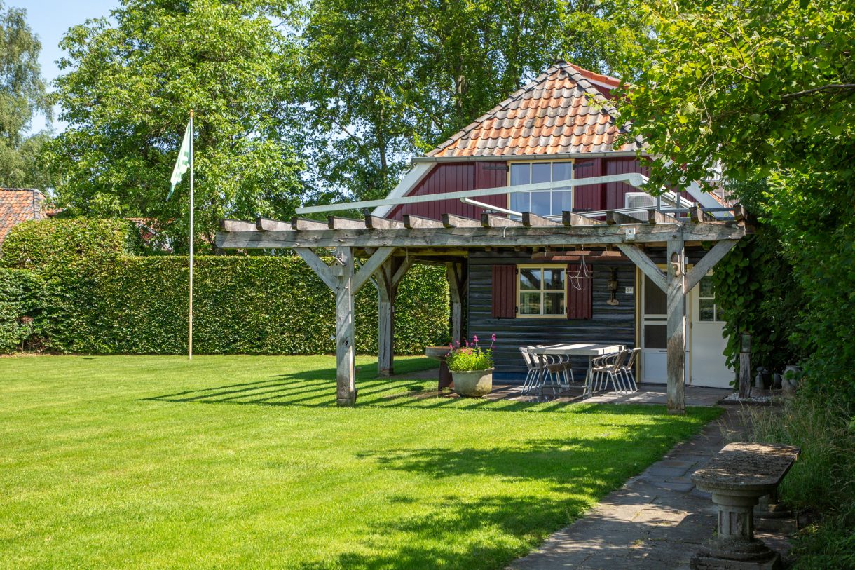 Te koop: Foto Woonhuis aan de Apenhorsterweg 2 in De Heurne