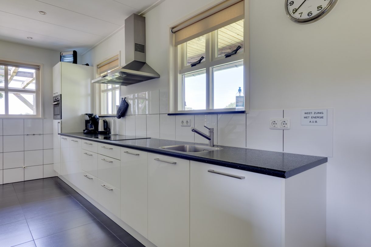 Te koop: Foto Woonhuis aan de Apenhorsterweg 2 in De Heurne