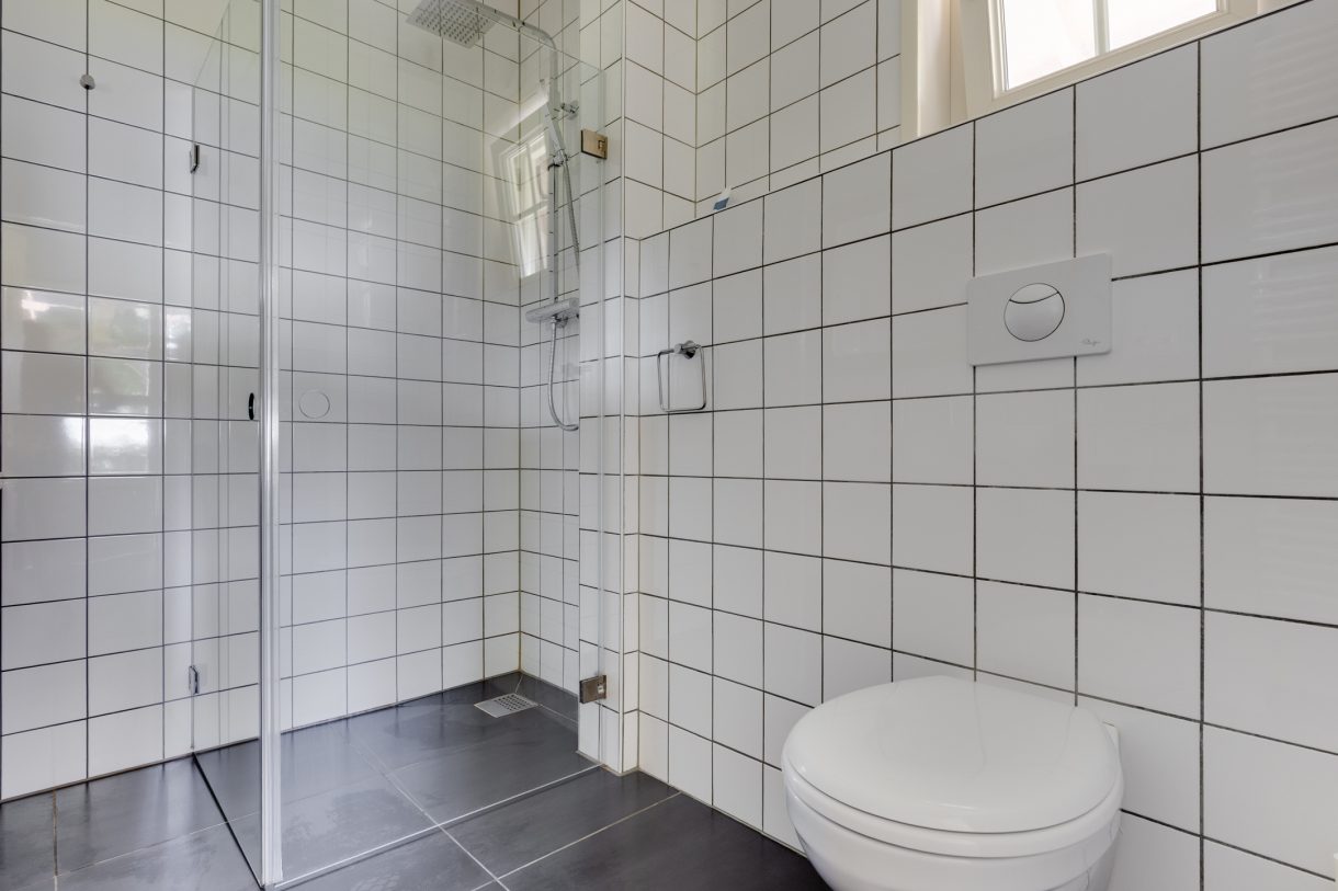 Te koop: Foto Woonhuis aan de Apenhorsterweg 2 in De Heurne