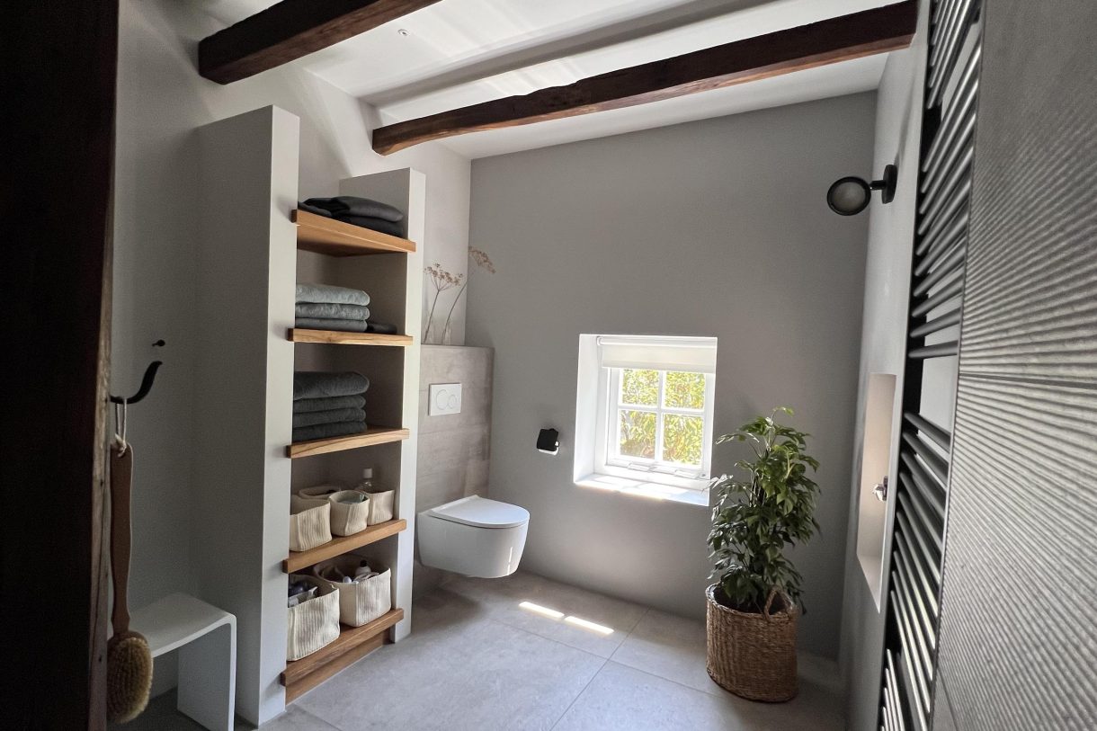 Te koop: Foto Woonhuis aan de Apenhorsterweg 2 in De Heurne