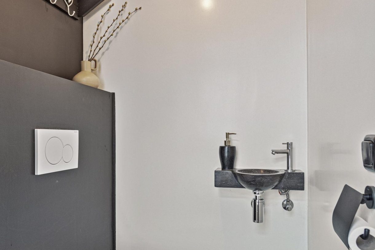 Te koop: Foto Woonhuis aan de J. Kruijverstraat 56 in Zaandam