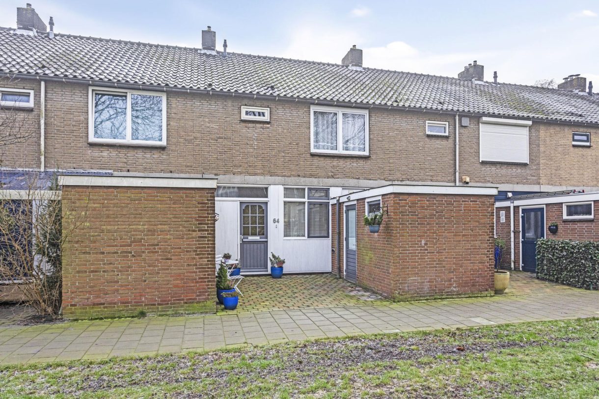 Te koop: Foto Woonhuis aan de De Weer 64 in Zaandam