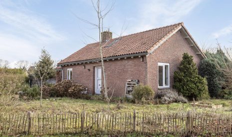 Hoofdfoto van Odiliapeel Pastoor van Houtstraat 12