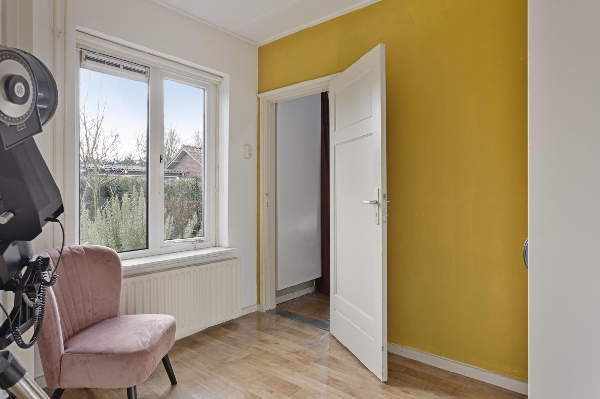 Te koop: Foto Woonhuis aan de Pastoor van Houtstraat 12 in Odiliapeel