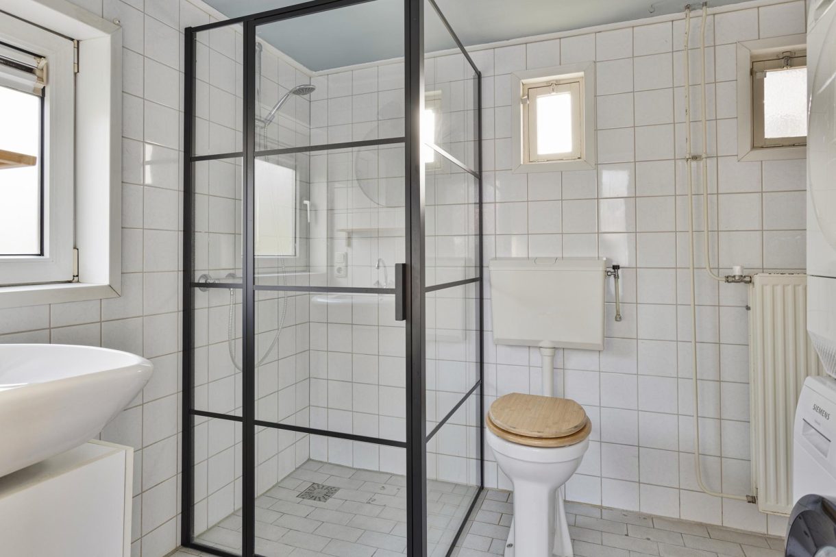 Te koop: Foto Woonhuis aan de Pastoor van Houtstraat 12 in Odiliapeel