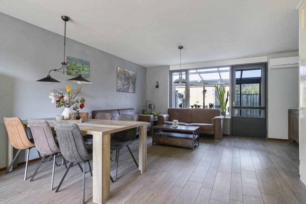 Te koop: Foto Woonhuis aan de Zevenaarlaan 27 in Eindhoven