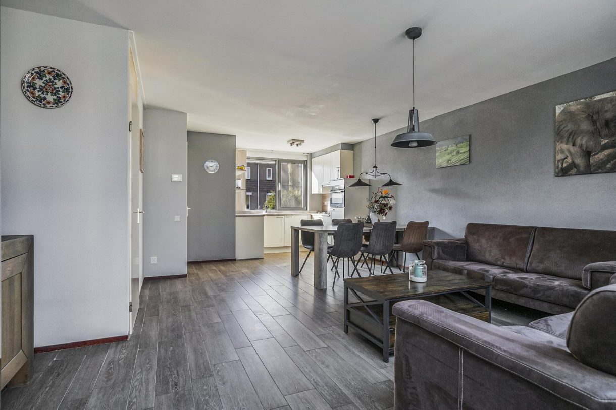 Te koop: Foto Woonhuis aan de Zevenaarlaan 27 in Eindhoven