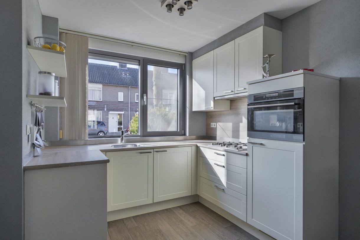 Te koop: Foto Woonhuis aan de Zevenaarlaan 27 in Eindhoven