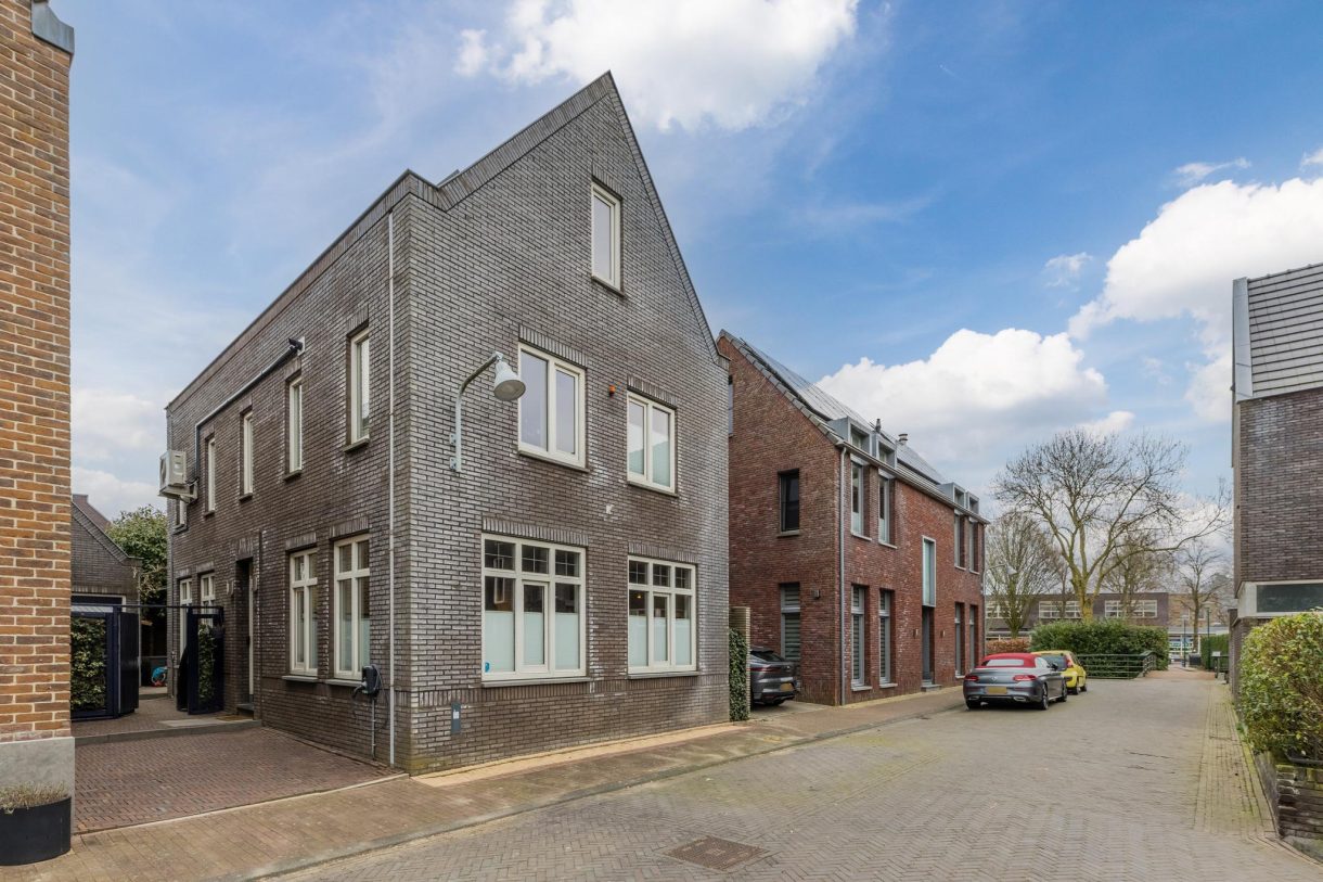 Te koop: Foto Woonhuis aan de Jan de Beijerhof 4 in Loenen aan de Vecht