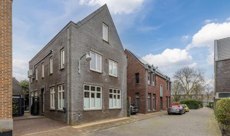 Te koop: Foto Woonhuis aan de Jan de Beijerhof 4 in Loenen aan de Vecht