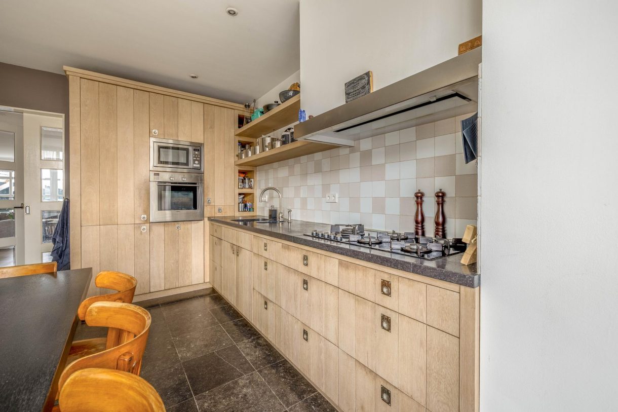 Te koop: Foto Woonhuis aan de Oosteinde 33 in Wormer