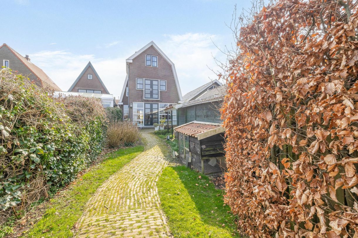 Te koop: Foto Woonhuis aan de Oosteinde 33 in Wormer