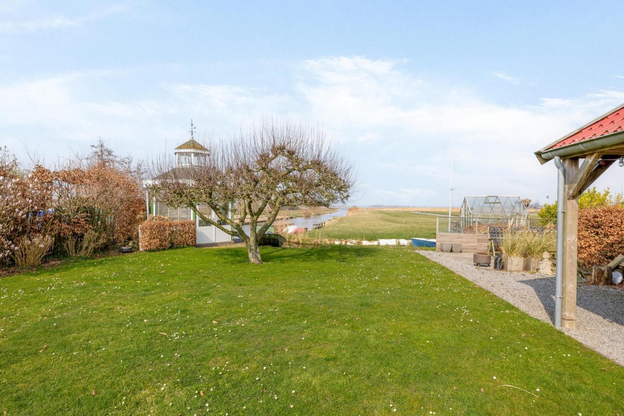 Te koop: Foto Woonhuis aan de Oosteinde 33 in Wormer