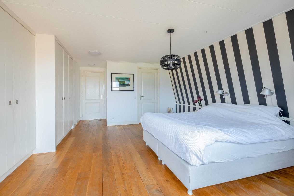 Te koop: Foto Woonhuis aan de Oosteinde 33 in Wormer