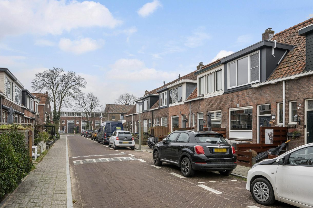 Te koop: Foto Woonhuis aan de Begoniastraat 16 in Vlaardingen
