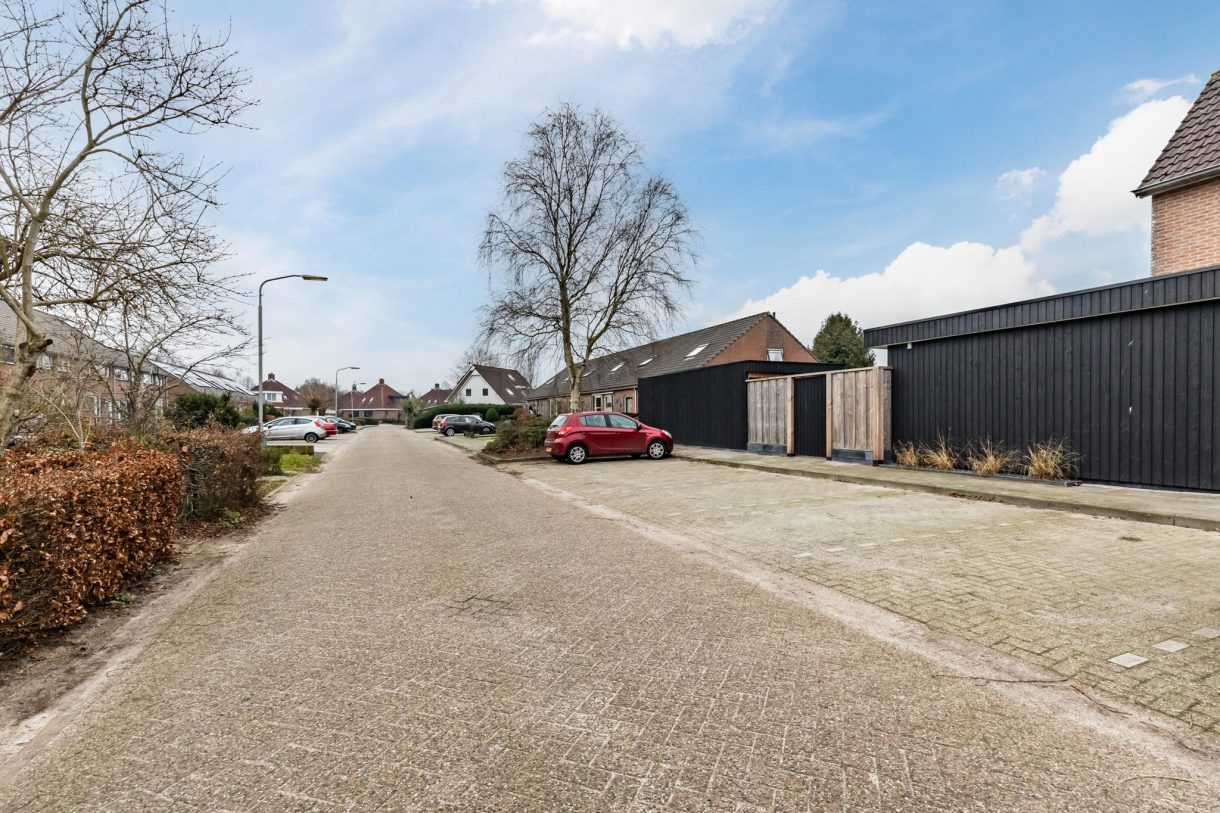 Te koop: Foto Woonhuis aan de Speenkruid 1 in Beilen