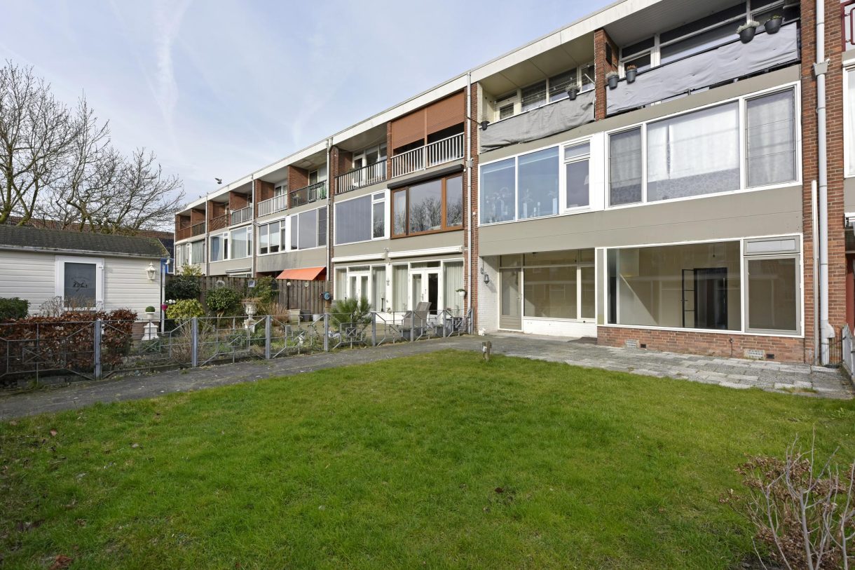 Te koop: Foto Appartement aan de Sperwerstraat 34 in Alphen aan den Rijn