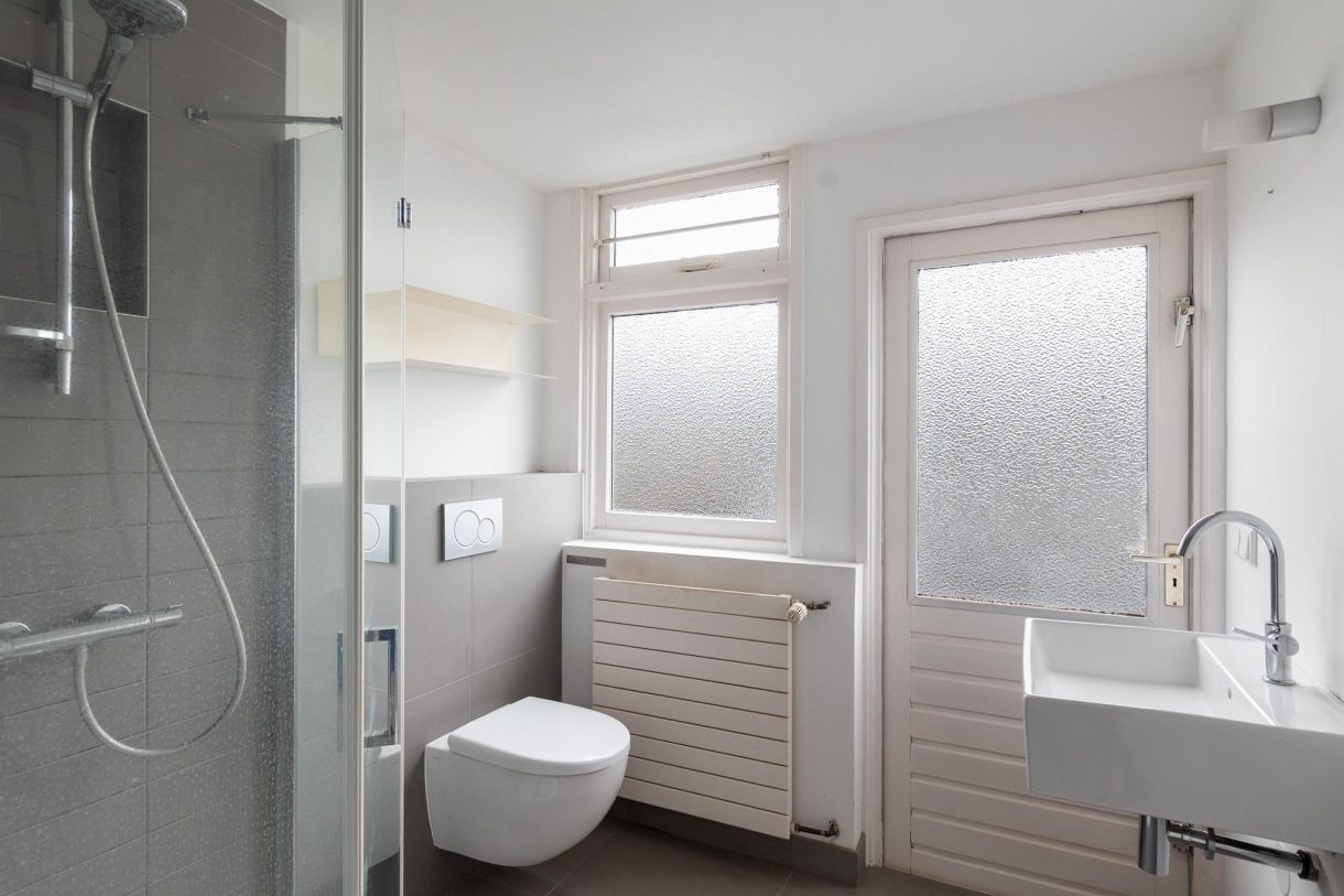 Te koop: Foto Woonhuis aan de Utrechtsestraatweg 84 in Woerden