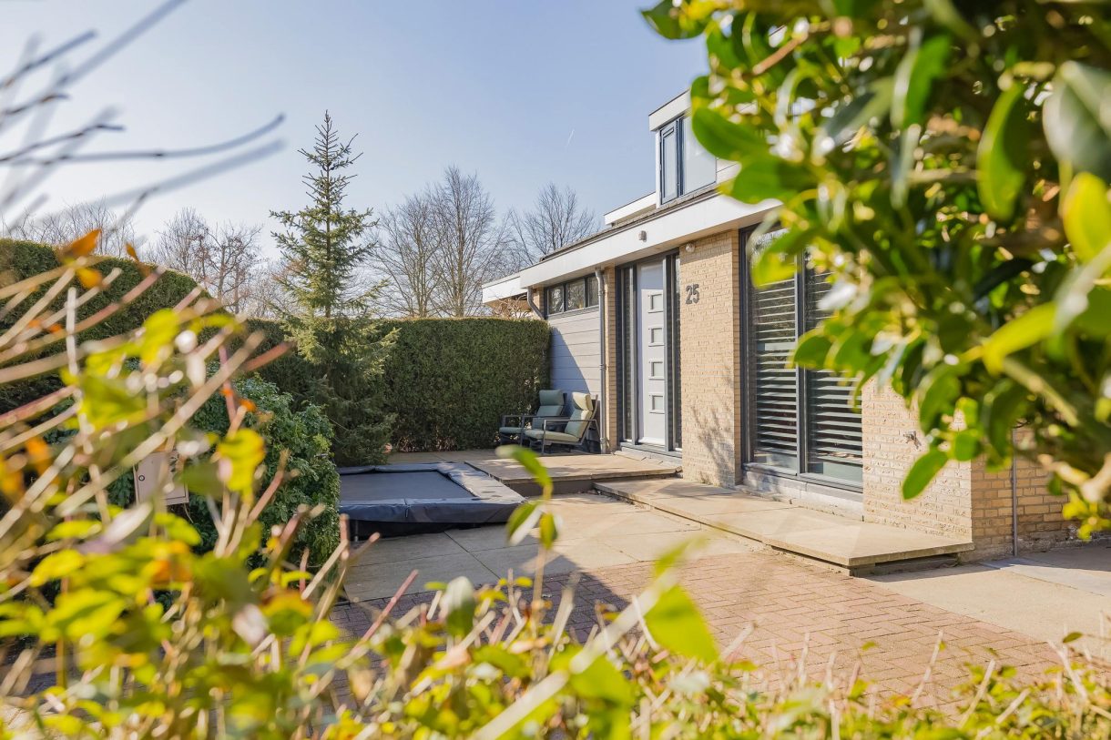 Te koop: Foto Woonhuis aan de Meerewijck 25 in Leimuiden