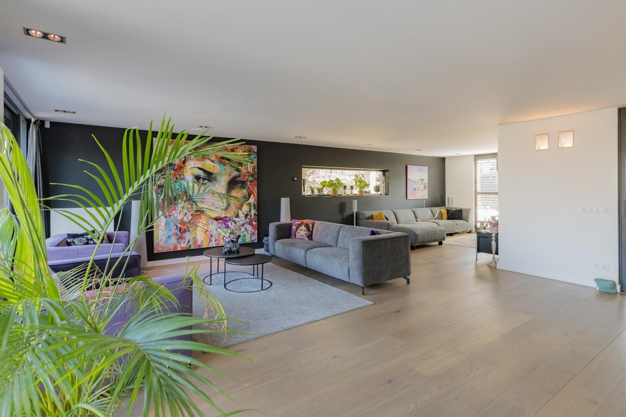 Te koop: Foto Woonhuis aan de Meerewijck 25 in Leimuiden