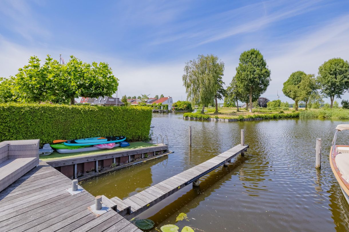 Te koop: Foto Woonhuis aan de Meerewijck 25 in Leimuiden