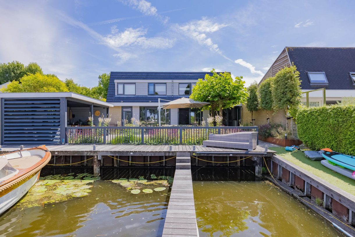 Te koop: Foto Woonhuis aan de Meerewijck 25 in Leimuiden