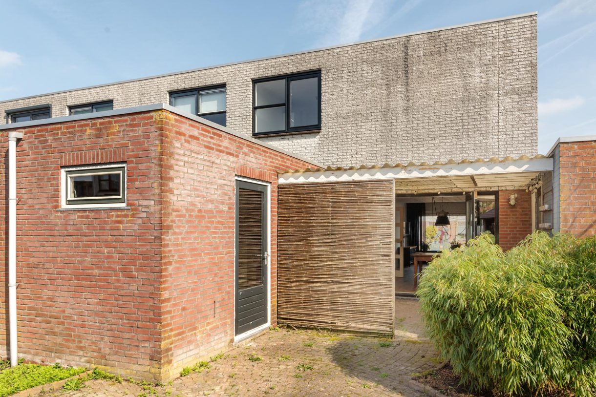 Te koop: Foto Woonhuis aan de Sint Jansberg 12 in Drachten