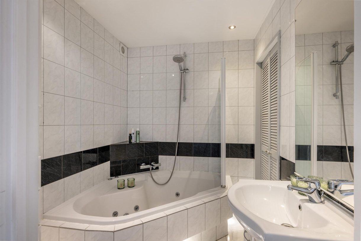 Te koop: Foto Appartement aan de van der Waalsstraat 73 in Vlaardingen