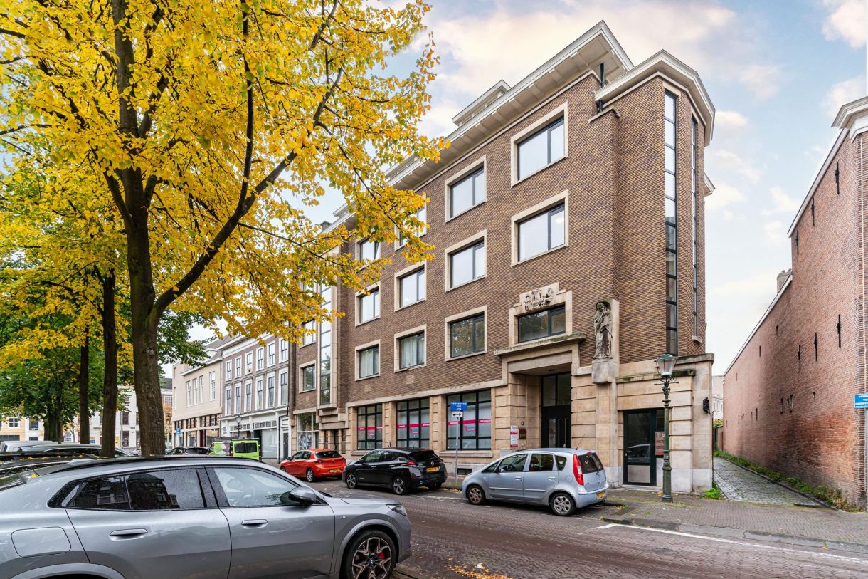 Te koop: Foto Appartement aan de Varkenmarkt 27 in 's-Gravenhage