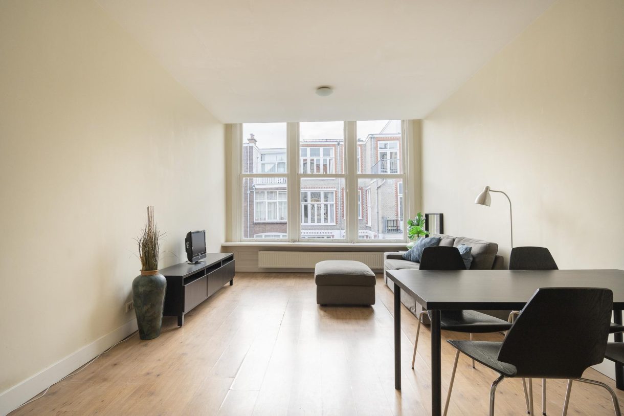 Te koop: Foto Appartement aan de Voltastraat 6 in 's-Gravenhage