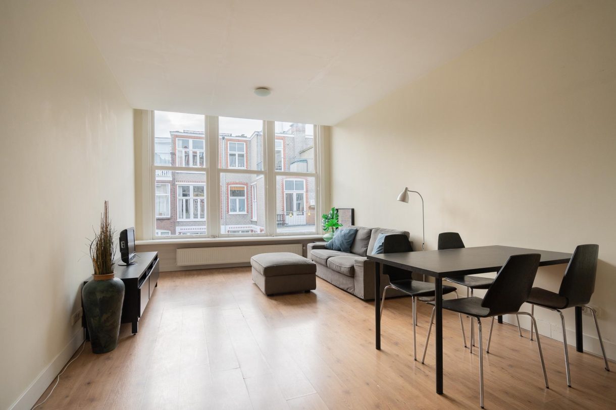Te koop: Foto Appartement aan de Voltastraat 6 in 's-Gravenhage