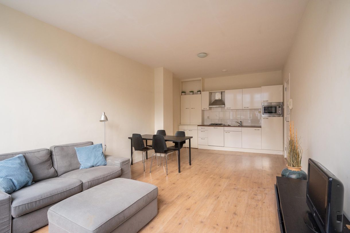 Te koop: Foto Appartement aan de Voltastraat 6 in 's-Gravenhage