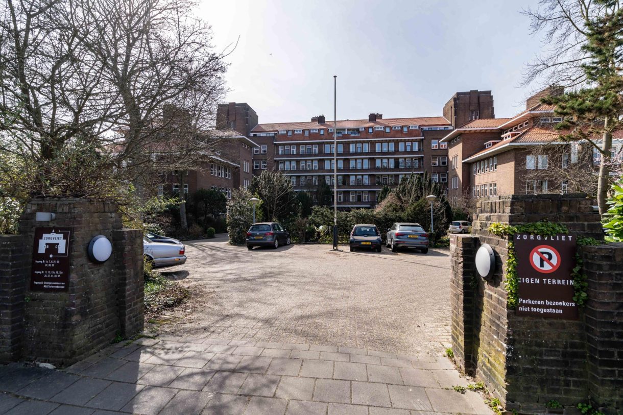 Te koop: Foto Appartement aan de Alexander Gogelweg 7 in 's-Gravenhage