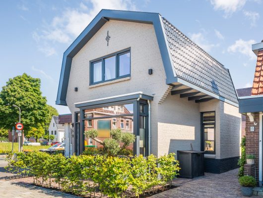 Hoofdfoto van Hoogeveen Julianastraat 5