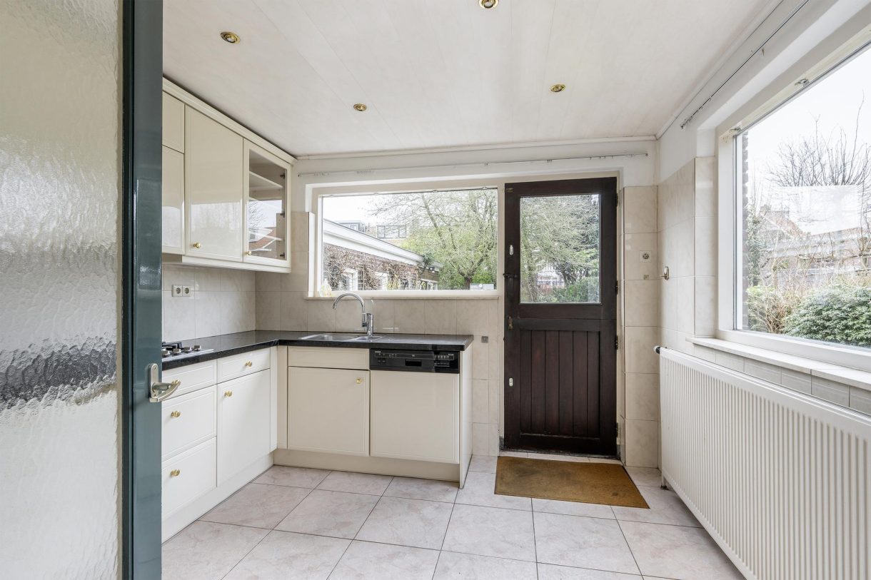 Te koop: Foto Woonhuis aan de Burgemeester Luijerinksingel 15 in Vlaardingen