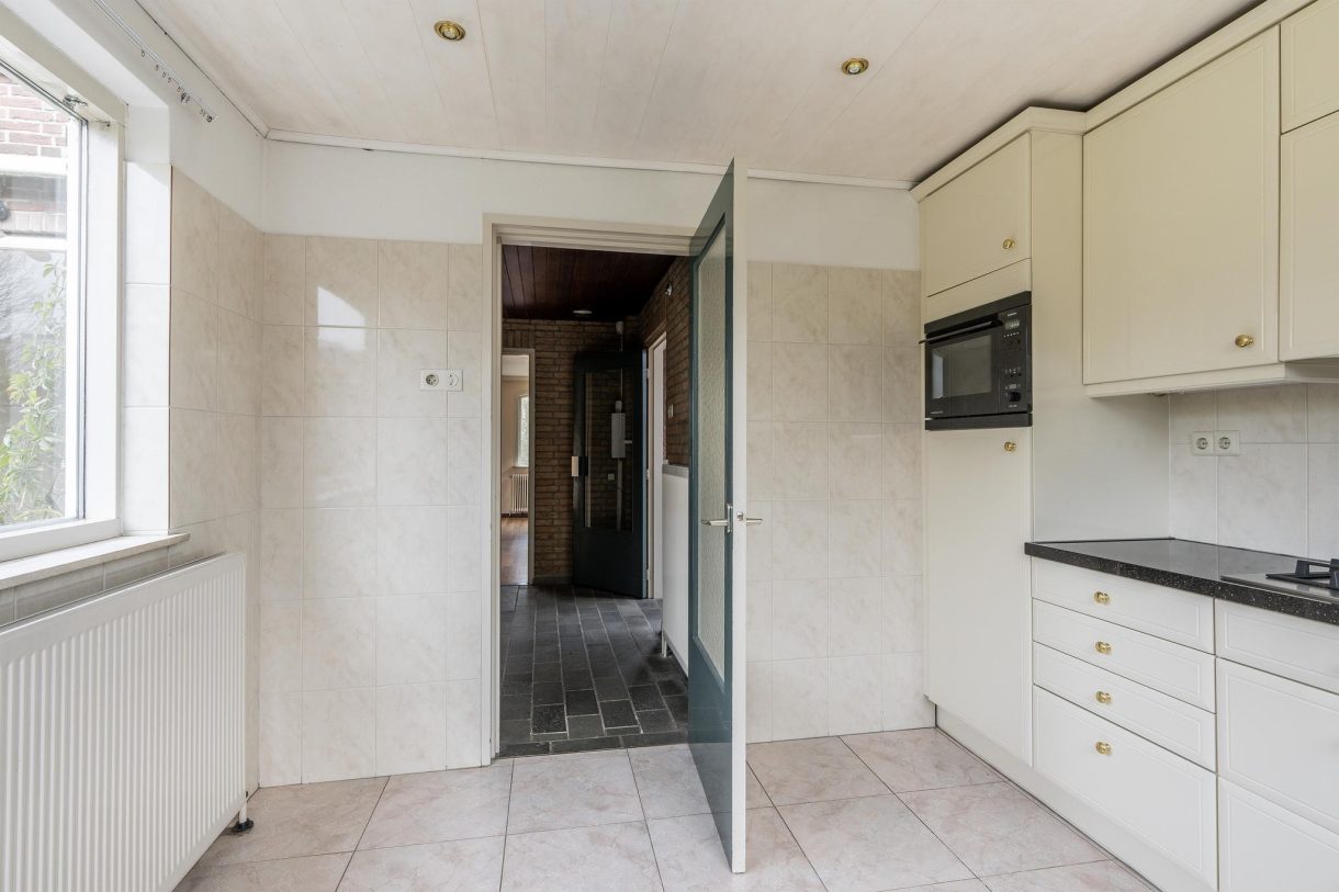 Te koop: Foto Woonhuis aan de Burgemeester Luijerinksingel 15 in Vlaardingen