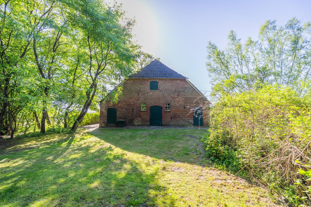 Te koop: Foto Woonhuis aan de Hogestraat 3 in Hall