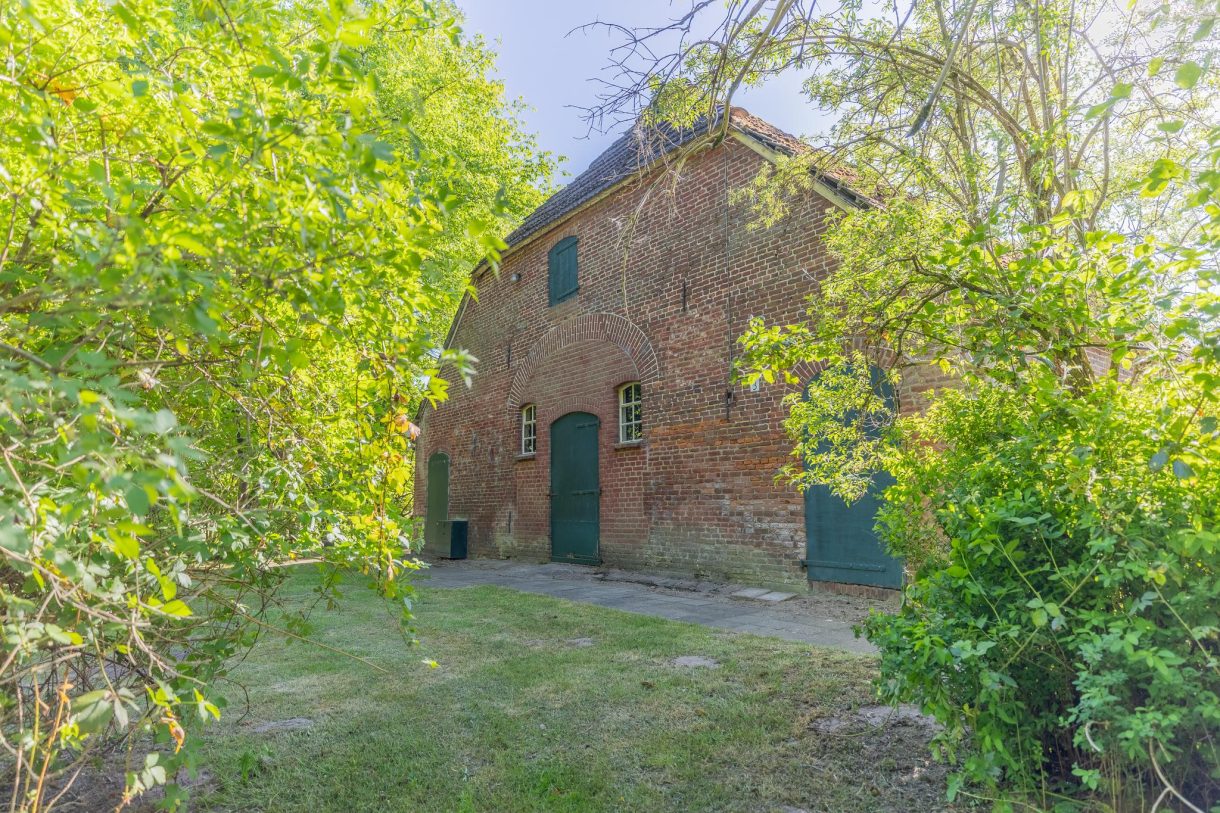 Te koop: Foto Woonhuis aan de Hogestraat 3 in Hall