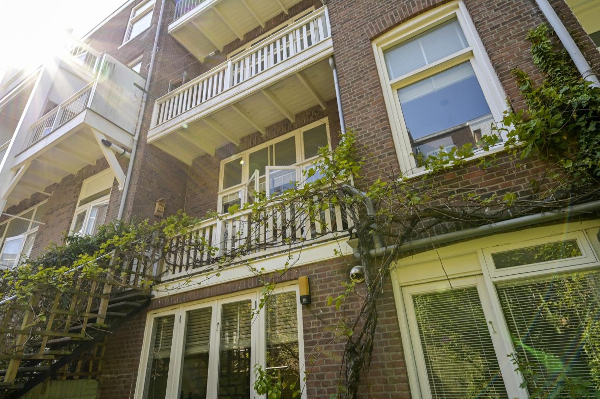 Te koop: Foto Appartement aan de Van Tuyllstraat 9 in 's-Gravenhage