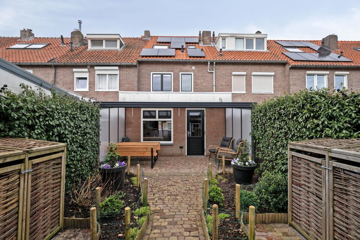 Te koop: Foto Woonhuis aan de Steenbergenstraat 15 in Eindhoven