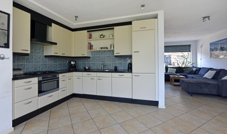 Te koop: Foto Woonhuis aan de Meidoornlaan 26 in Nieuwkoop