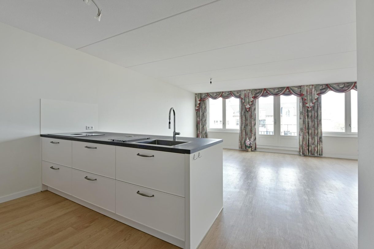 Te huur: Foto Appartement aan de Reghthuysplein 23 in Nieuwkoop