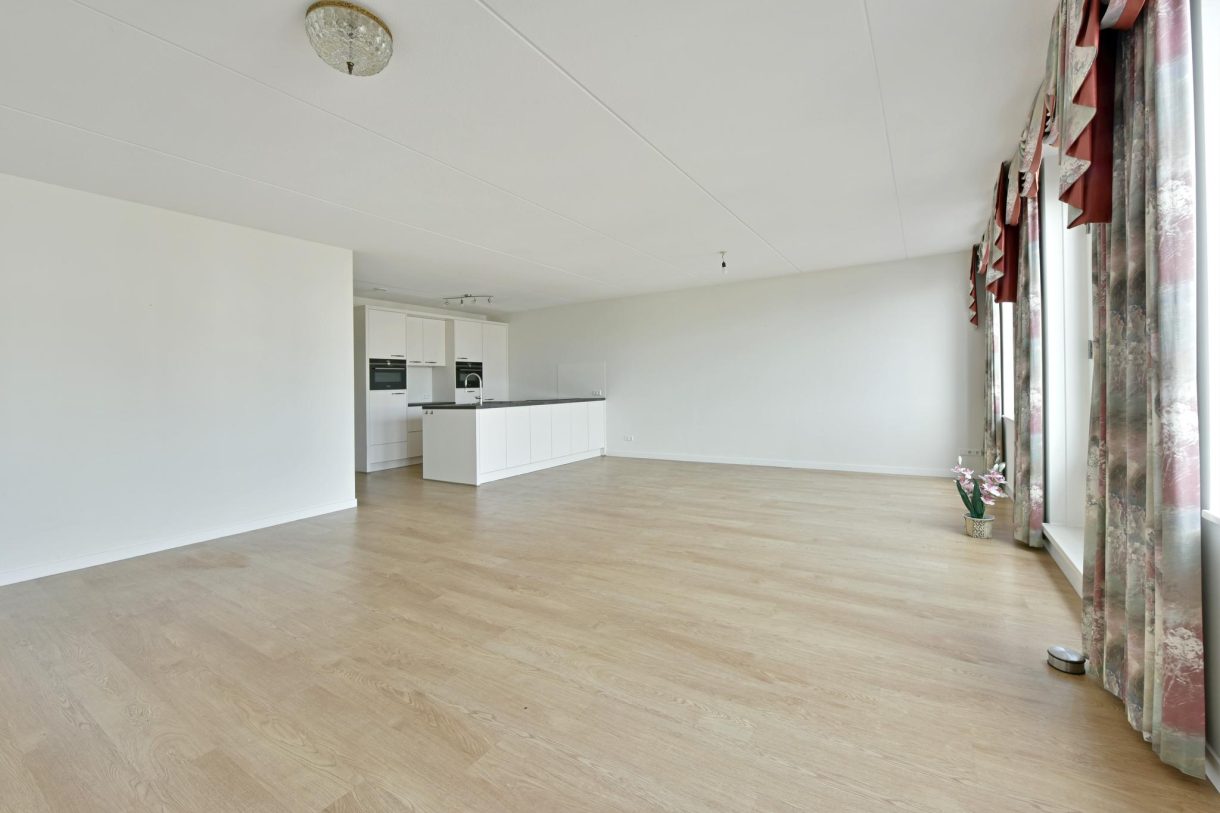 Te huur: Foto Appartement aan de Reghthuysplein 23 in Nieuwkoop