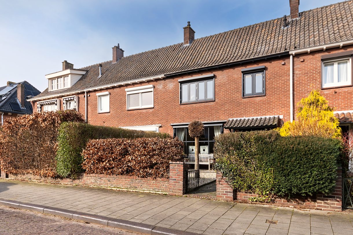 Te koop: Foto Woonhuis aan de Antillenweg 8 in Nijmegen